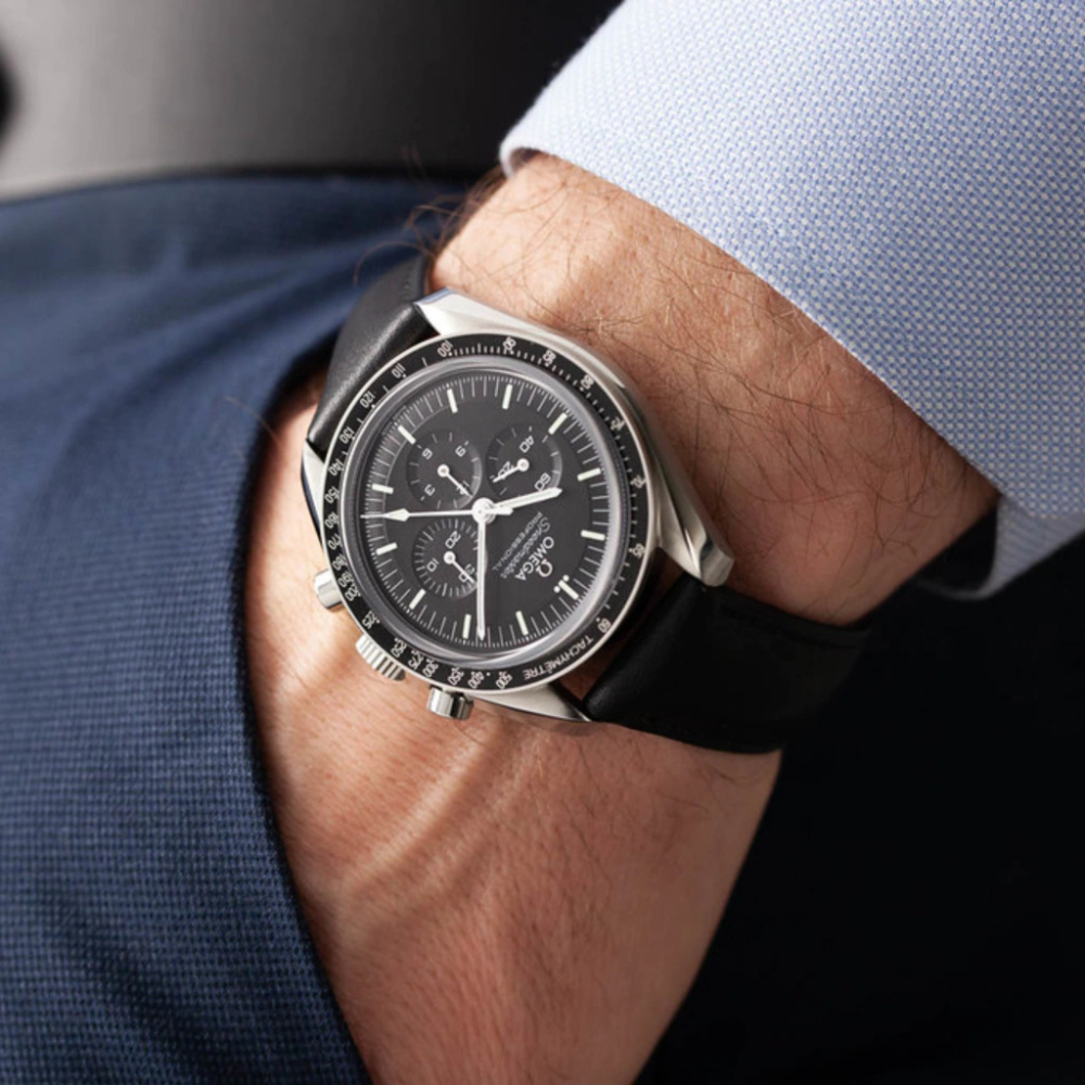 Speedmaster Professional Moonwatch 42mm — Sapphire Series